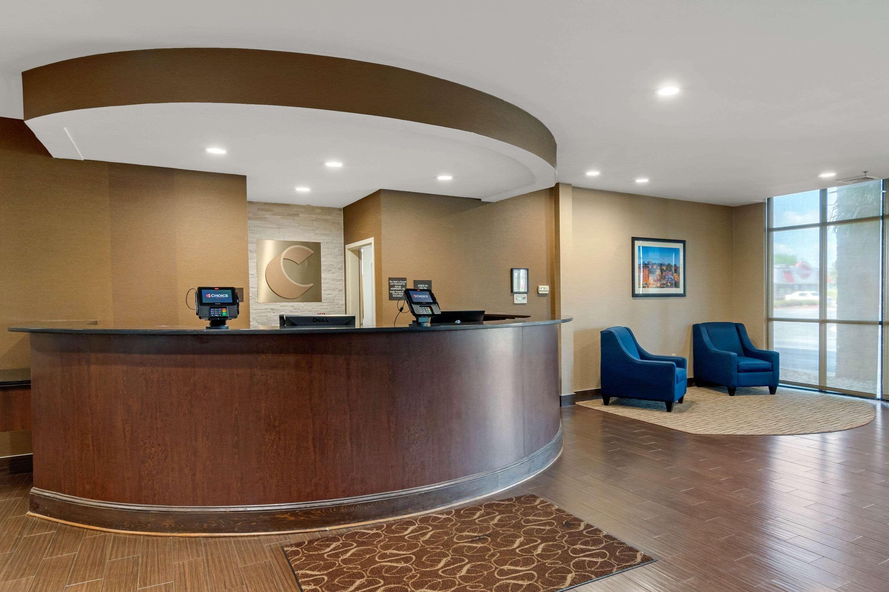 Comfort Warner Robins Hotel 3*
